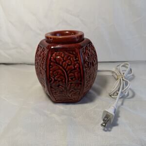 Red Floral Ceramic 6 Panel Wax Melter Full Size Bulb Included Works Great